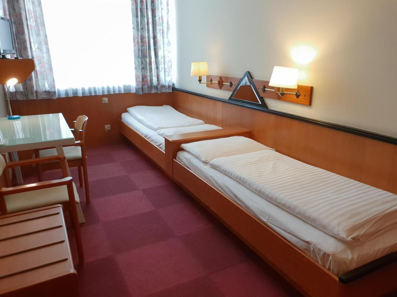 Parkhotel Krems מראה חיצוני תמונה